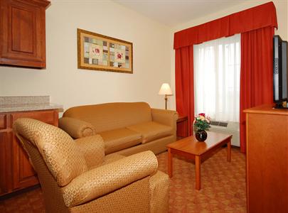 фото отеля BEST WESTERN San Antonio East Inn & Suites