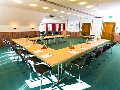 фото отеля AlpenParks Hagan Lodge