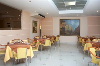 фото отеля Petro Sport Hotel