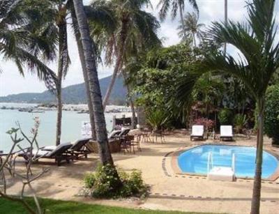 фото отеля Weekender Villa Beach Resort