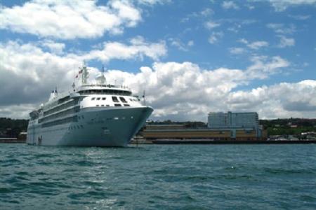 фото отеля Holiday Inn Express Puerto Montt