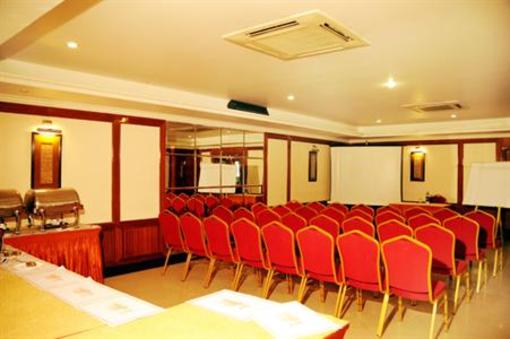 фото отеля Hotel Sarthak