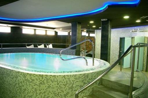фото отеля Apartahotel & Spa Jacetania