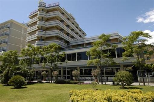 фото отеля Hotel Caesar Cesenatico