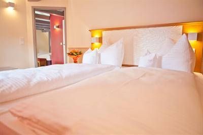 фото отеля Hotel am Jungfernstieg