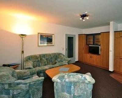фото отеля K & R Appartements Binz