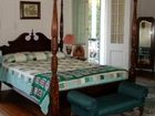фото отеля Old Castillo Bed & Breakfast