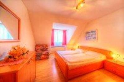 фото отеля Familiengastehaus Seebad Rust Pension