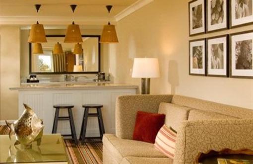 фото отеля Inn By the Sea