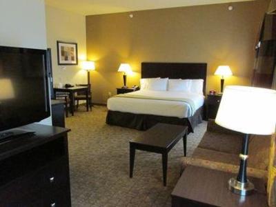 фото отеля Holiday Inn Express & Suites Wheeling