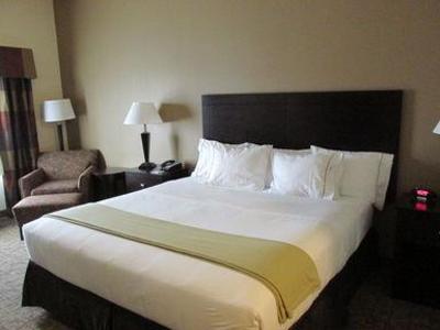 фото отеля Holiday Inn Express & Suites Wheeling