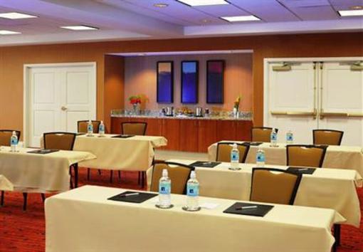 фото отеля Residence Inn Cypress Los Alamitos
