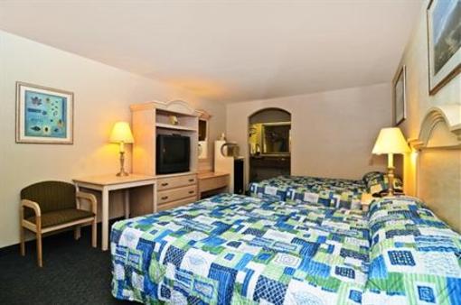 фото отеля Americas Best Value Inn West Columbia