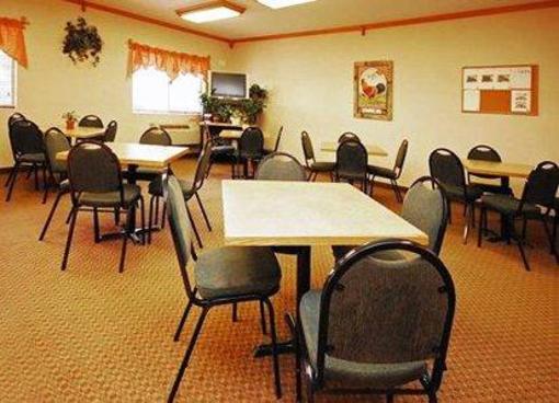 фото отеля Econo Lodge Inn & Suites New Castle