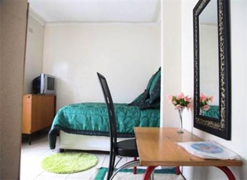 фото отеля Simba Harare