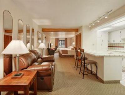 фото отеля Ramada Copper Queen Casino