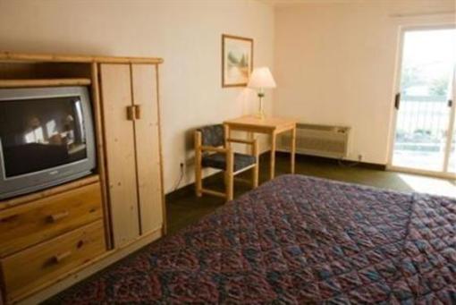 фото отеля Cedars Inn Hotel