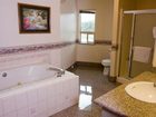 фото отеля Cedars Inn Hotel
