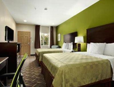 фото отеля Super 8 Mansfield