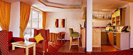 фото отеля Hotel Tschirgantblick
