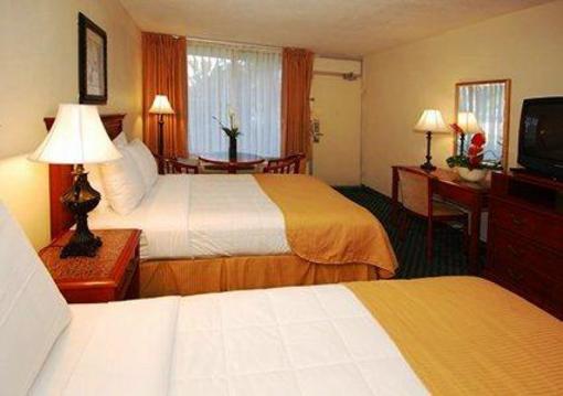 фото отеля Clarion Hotel Port Canaveral Merritt Island