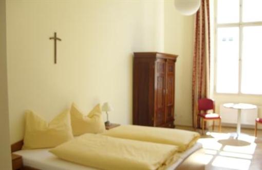 фото отеля Gastehaus im Priesterseminar Salzburg