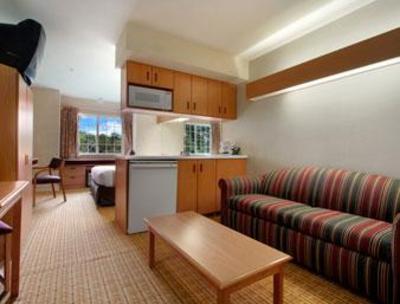 фото отеля Microtel Inn & Suites West Chester