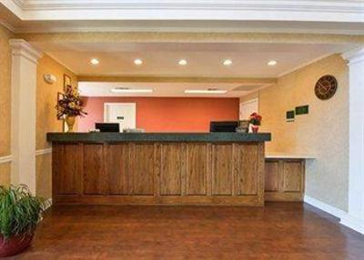 фото отеля Quality Inn Palm Bay