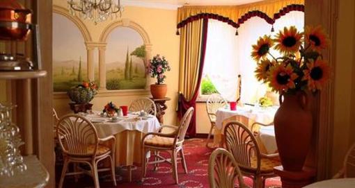 фото отеля Modena Hotel