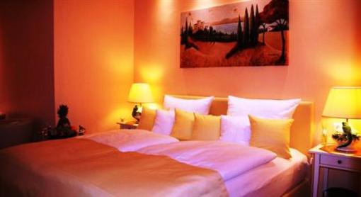 фото отеля Modena Hotel