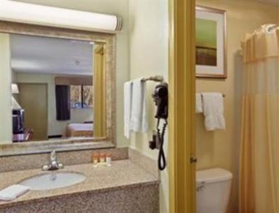 фото отеля Days Inn Kent-Akron