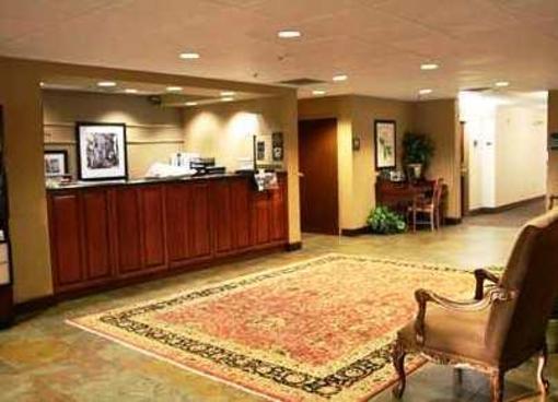 фото отеля Hampton Inn Lafayette Scott