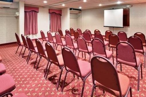 фото отеля Holiday Inn Express Roseville