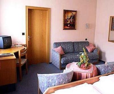 фото отеля Sankt Josef Hotel Würzburg