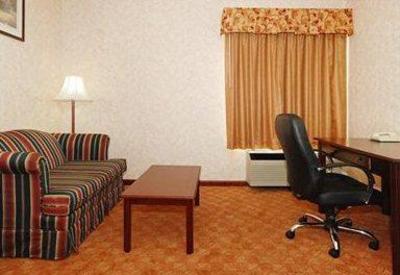 фото отеля Comfort Inn Lenoir City
