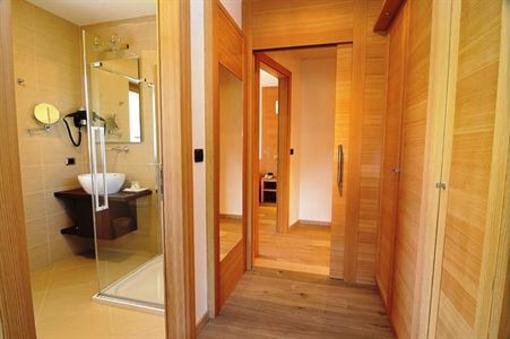 фото отеля Hotel Chalet Dlaces