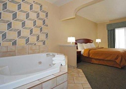 фото отеля Comfort Suites NW Lakeline