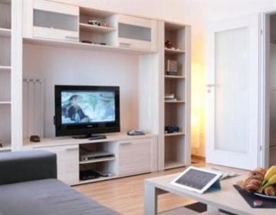фото отеля Corvin Plaza Apartments & Suites
