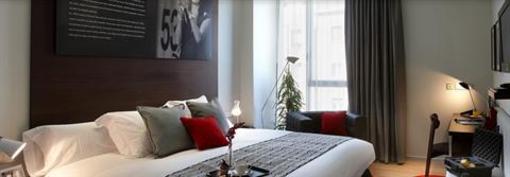 фото отеля Corvin Plaza Apartments & Suites