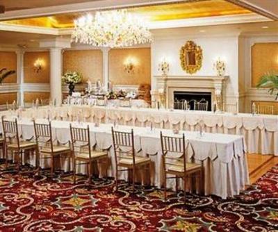 фото отеля Garden City Hotel