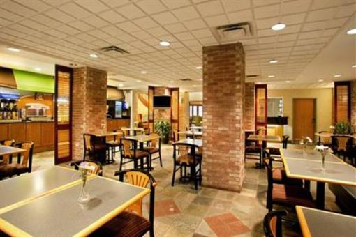 фото отеля Holiday Inn Express Chicago-Midway Airport