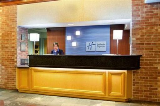 фото отеля Holiday Inn Express Chicago-Midway Airport