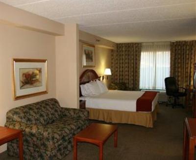 фото отеля Holiday Inn Express Hotel & Suites Birmingham Irondale