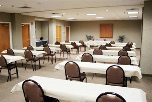 фото отеля Holiday Inn Express Hotel & Suites Birmingham Irondale