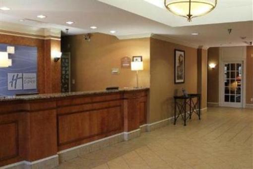 фото отеля Holiday Inn Express Hotel & Suites Birmingham Irondale