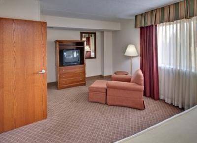 фото отеля Holiday Inn Express Chicago Arlington Heights