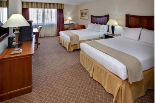 фото отеля Holiday Inn Express Chicago Arlington Heights