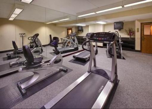 фото отеля Holiday Inn Express Chicago Arlington Heights