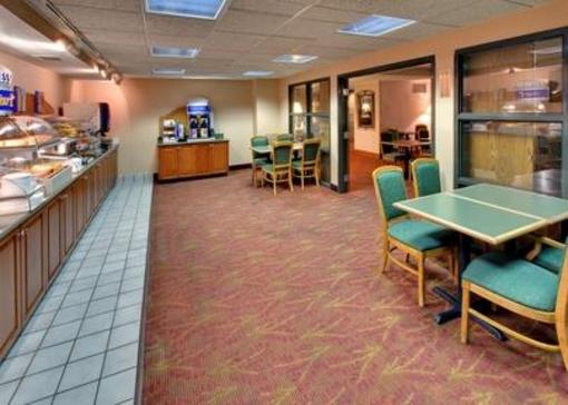 фото отеля Holiday Inn Express Chicago Arlington Heights