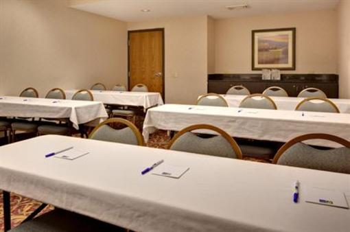 фото отеля Holiday Inn Express Chicago Arlington Heights
